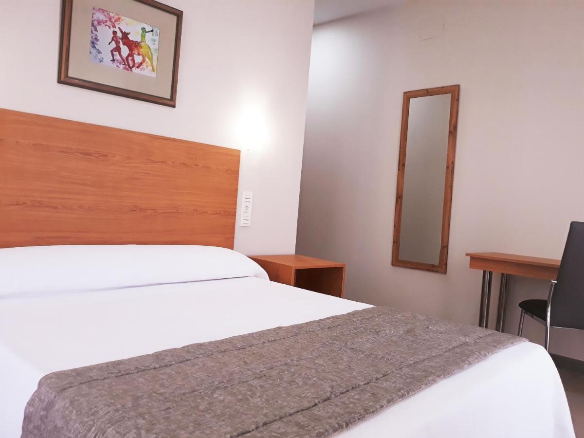 Hostal Montemayor Moguer Zewnętrze zdjęcie